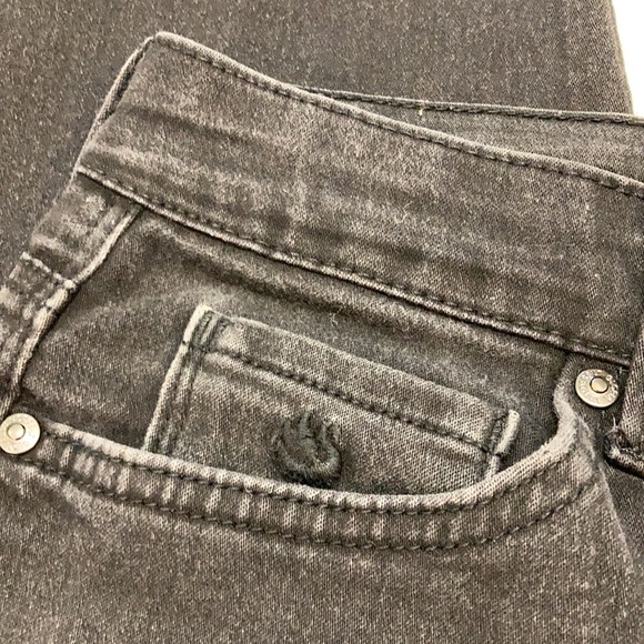 Gloria Vanderbilt Jeans - Picture 4 of 8